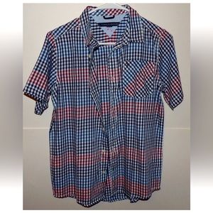 Tommy Hilfiger Boys/Youth  Button Up Shirt size L (16/18)